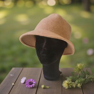 Chapeau Asymetribo beige