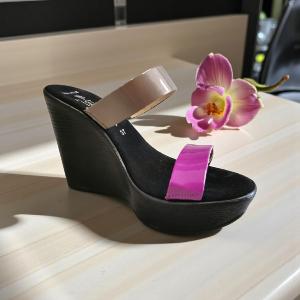 Brides vernies AVANT en déstockage